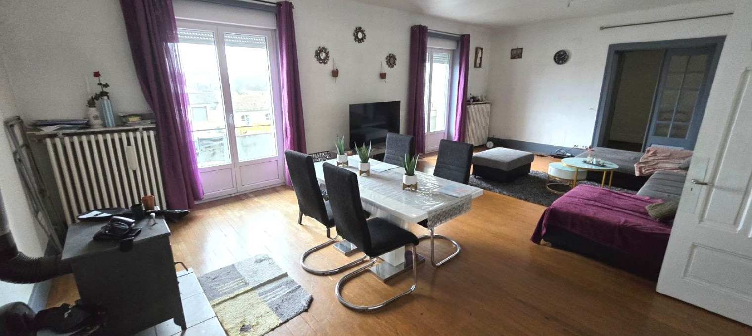 Appartement à 
Gray