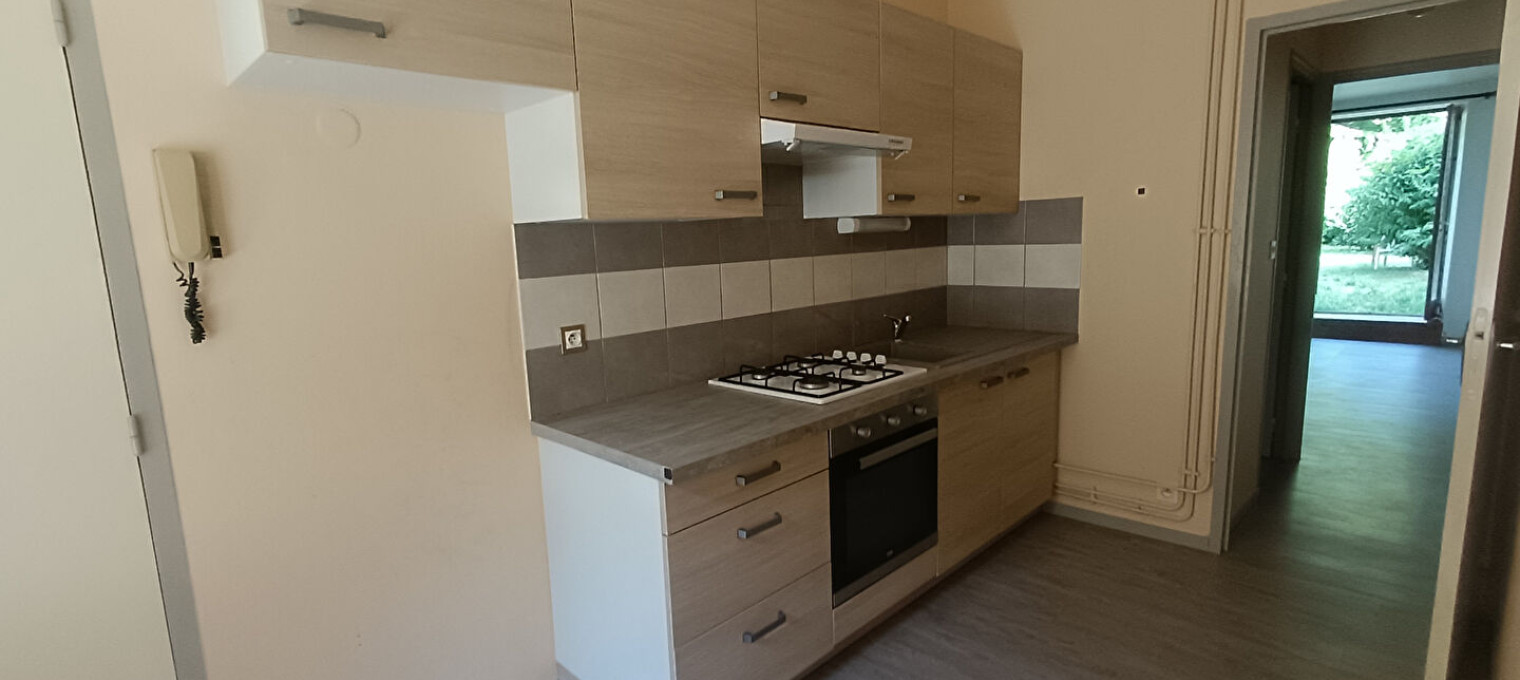 Appartement à 
Gray