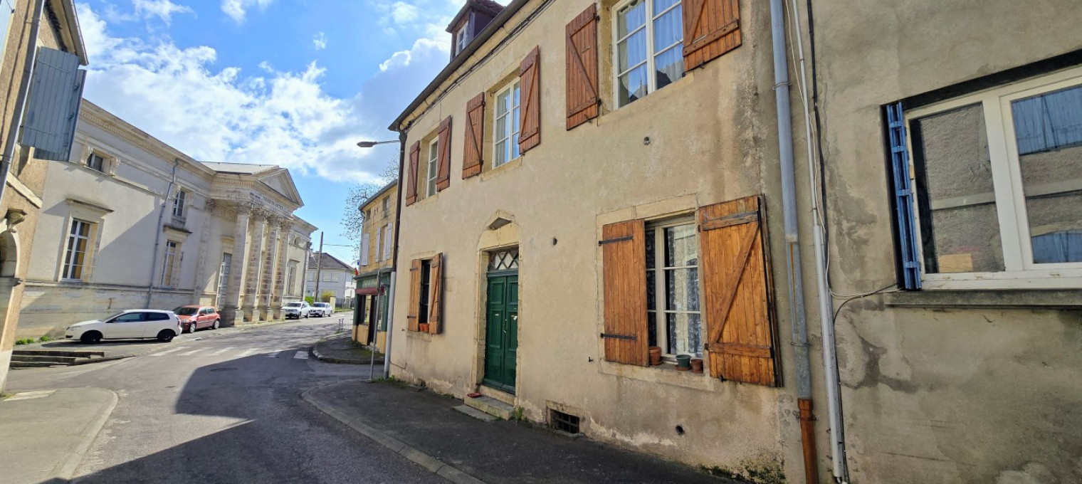 Appartement à 
Gray