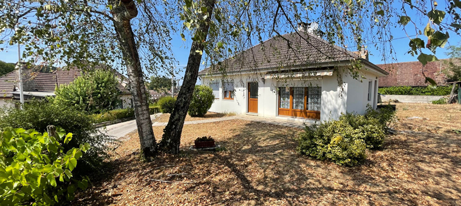Maison à 
Charcenne
