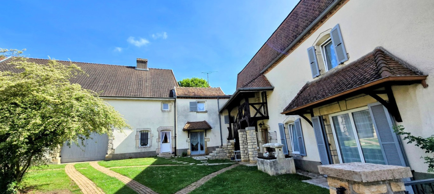 Maison Ã  
Mirebeau Sur Beze
