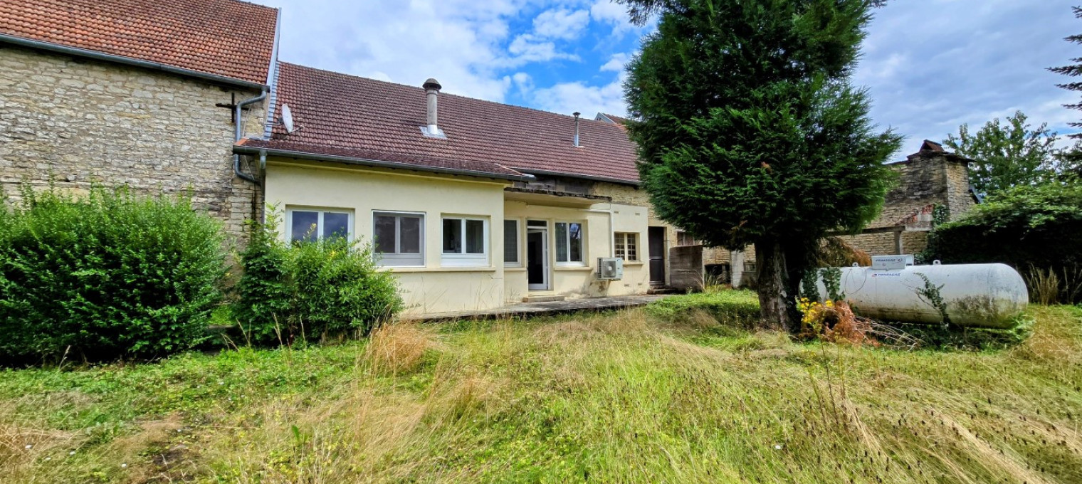 Maison Ã  
Oyrieres