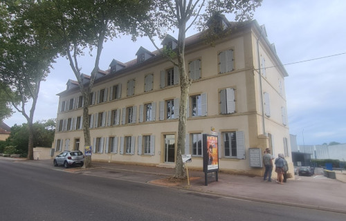Appartement Ã  
Arc Les Gray