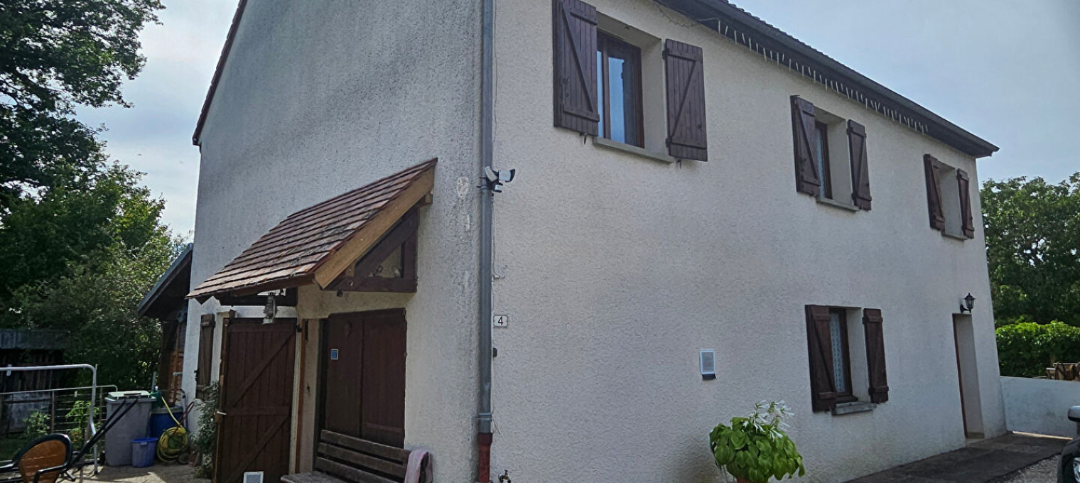 Maison Ã  
Trocheres