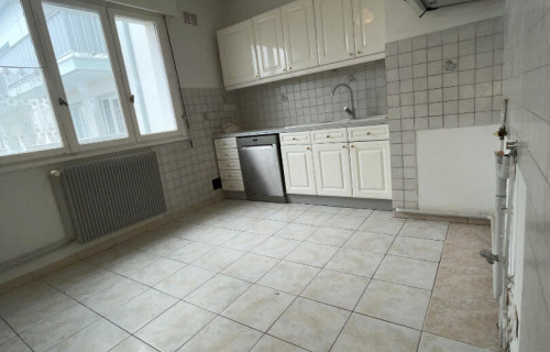 Appartement Ã  
Gray
